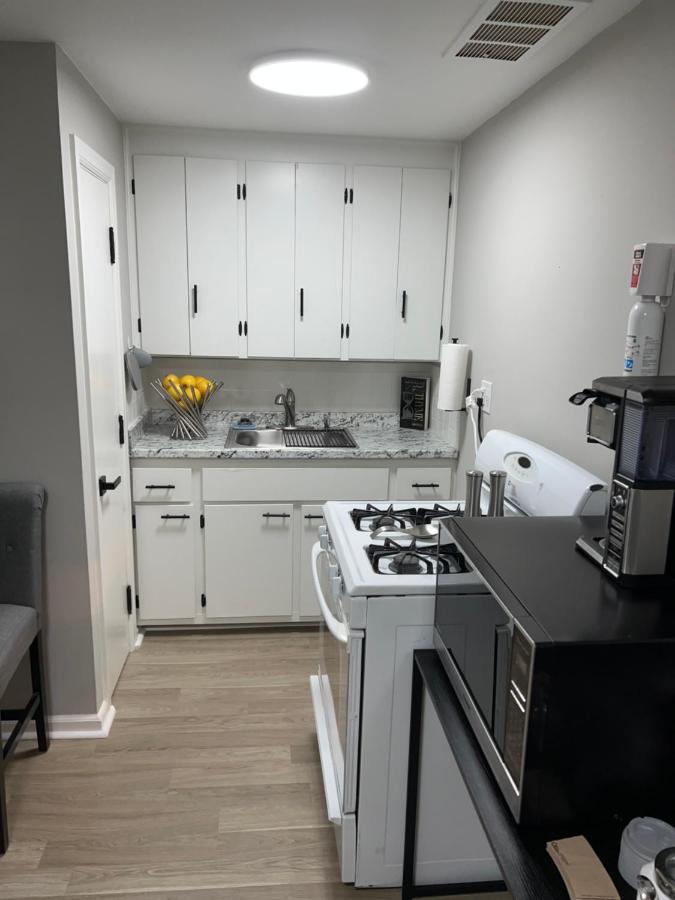 Апартаменты Cozy Studio Centrally Located Вестервилль Экстерьер фото